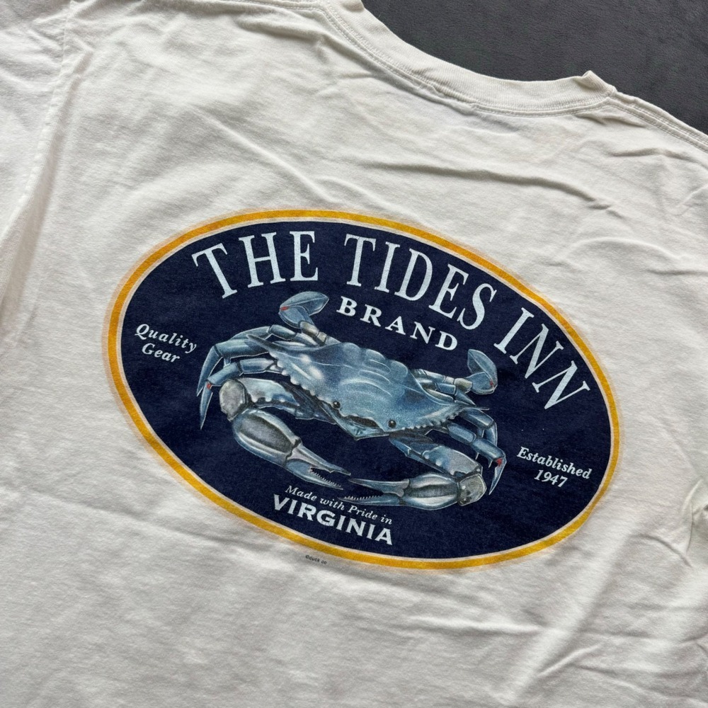The Tides Inn Brand Virginia Blue Crab Graphic T-Shirt Cream Mens XL